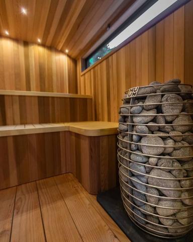 HUUM Hive Mini 9 - Secret Saunas